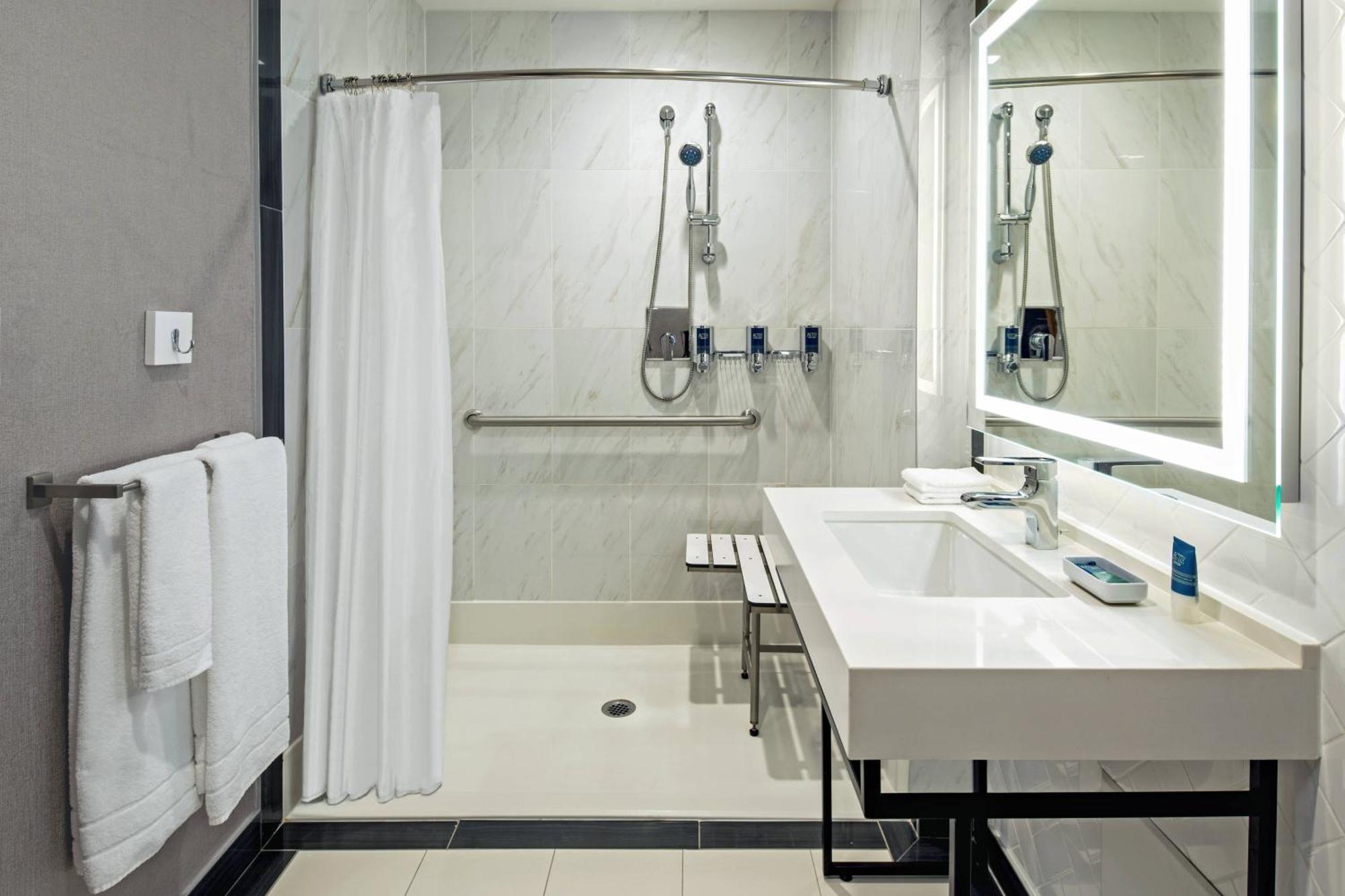 Four Points By Sheraton Manhattan Midtown West New York City Exterior photo